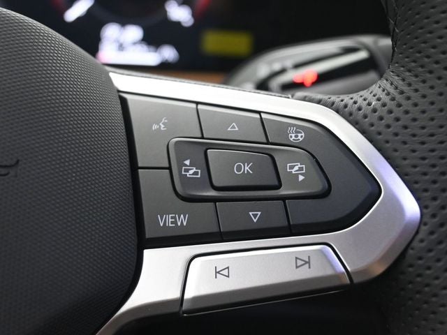 2025 Volkswagen Tiguan 2.0T SEL R-Line