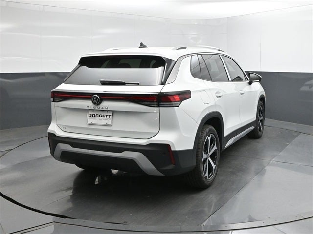 2025 Volkswagen Tiguan 2.0T SE