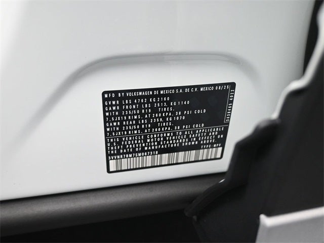 2025 Volkswagen Tiguan 2.0T SE