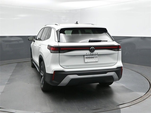 2025 Volkswagen Tiguan 2.0T SE