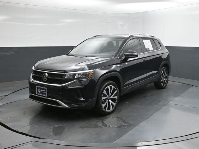 2022 Volkswagen Taos 1.5T SE's photo