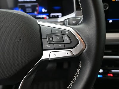 2025 Volkswagen Taos 1.5T SE SE