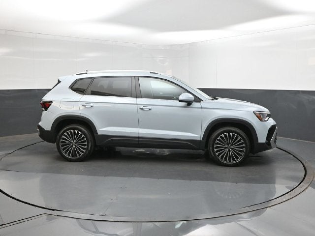 2027 Volkswagen Taos 1.5T SE