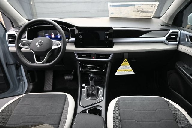 2027 Volkswagen Taos 1.5T SE