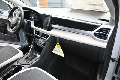 2027 Volkswagen Taos 1.5T SE