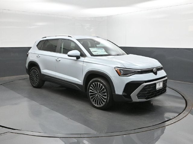 2027 Volkswagen Taos 1.5T SE