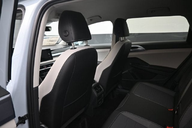 2027 Volkswagen Taos 1.5T SE