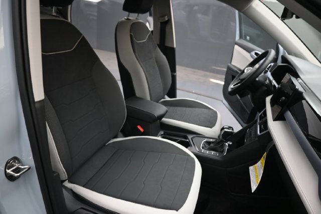 2027 Volkswagen Taos 1.5T SE