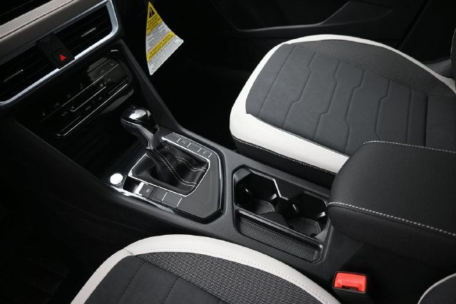 2027 Volkswagen Taos 1.5T SE