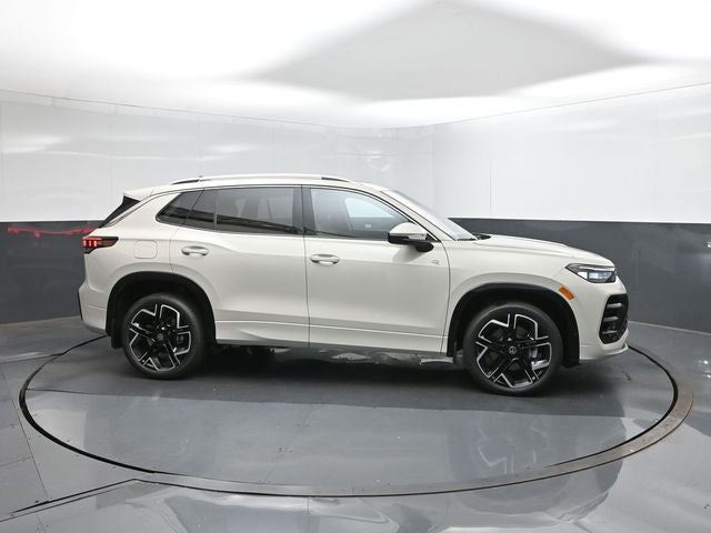 2026 Volkswagen Tiguan 2.0T SEL R-Line Turbo