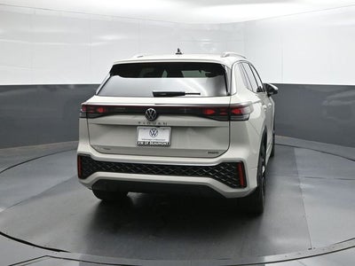 2026 Volkswagen Tiguan 2.0T SEL R-Line Turbo