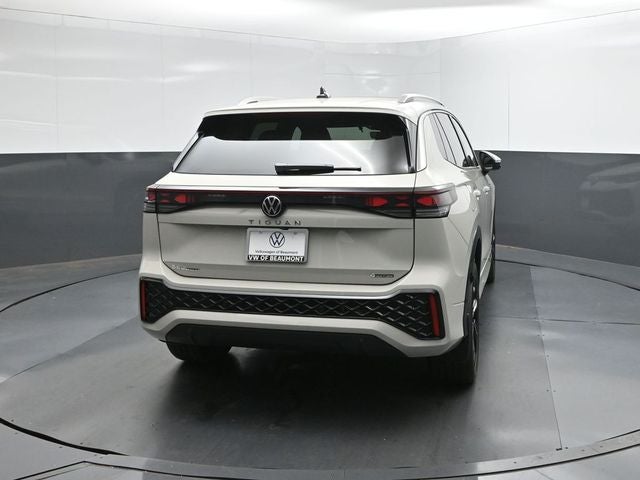 2026 Volkswagen Tiguan 2.0T SEL R-Line Turbo