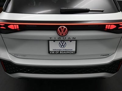 2026 Volkswagen Tiguan 2.0T SEL R-Line Turbo