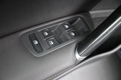 2017 Volkswagen Golf TSI SE 4-Door