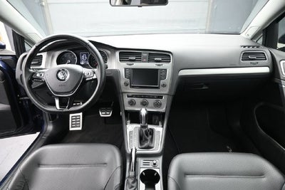 2017 Volkswagen Golf TSI SE 4-Door