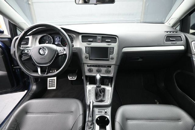 2017 Volkswagen Golf TSI SE 4-Door