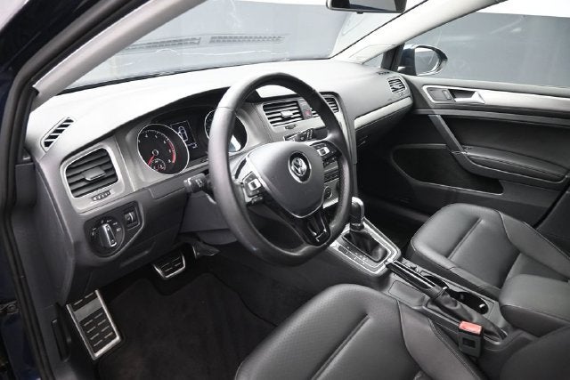 2017 Volkswagen Golf TSI SE 4-Door