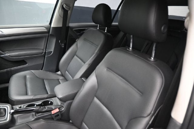 2017 Volkswagen Golf TSI SE 4-Door