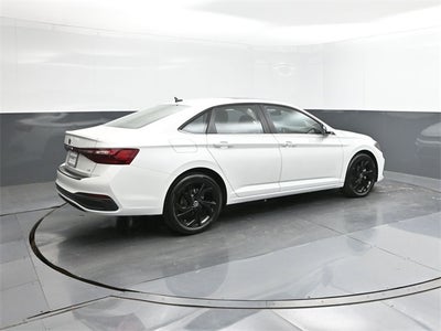 2025 Volkswagen Jetta 1.5T SE