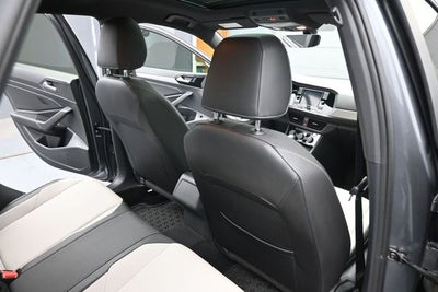 2020 Volkswagen Jetta R-Line