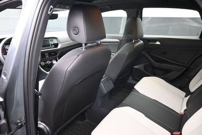 2020 Volkswagen Jetta R-Line