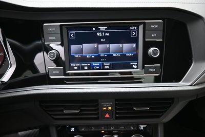 2020 Volkswagen Jetta R-Line