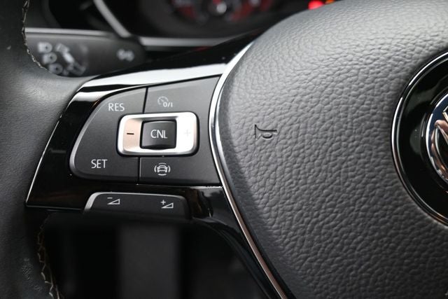 2020 Volkswagen Jetta R-Line