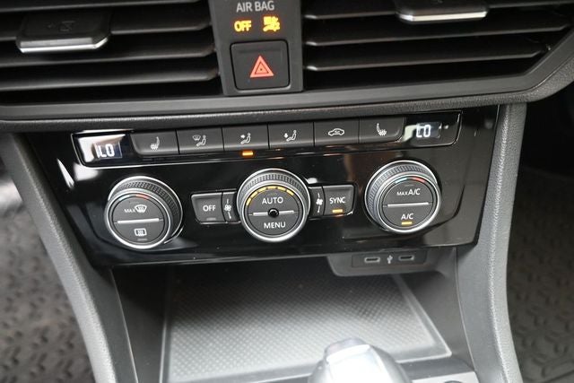 2020 Volkswagen Jetta R-Line