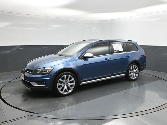 2019 Volkswagen Golf Alltrack TSI SE 4Motion's photo