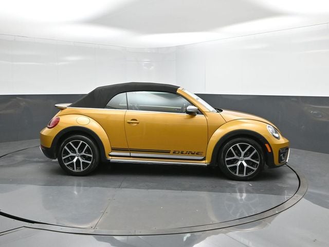 2017 Volkswagen Beetle 1.8T Dune