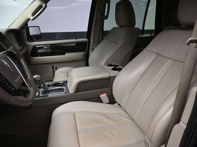 2015 Lincoln Navigator Base