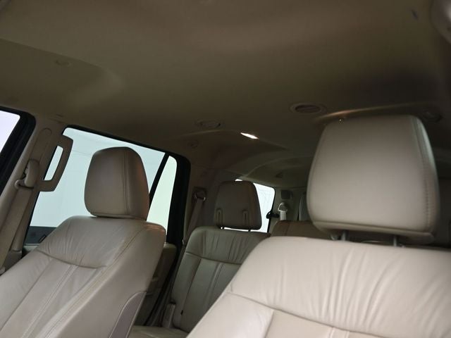 2015 Lincoln Navigator Base