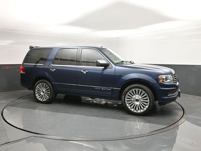 2015 Lincoln Navigator Base