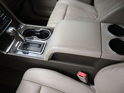 2015 Lincoln Navigator Base