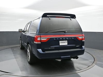 2015 Lincoln Navigator Base