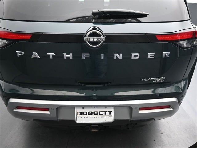 2022 Nissan Pathfinder Platinum
