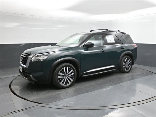 2022 Nissan Pathfinder Platinum