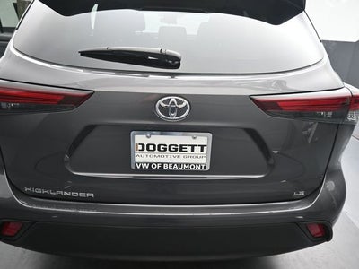 2025 Toyota Highlander LE