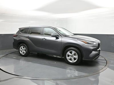 2025 Toyota Highlander LE