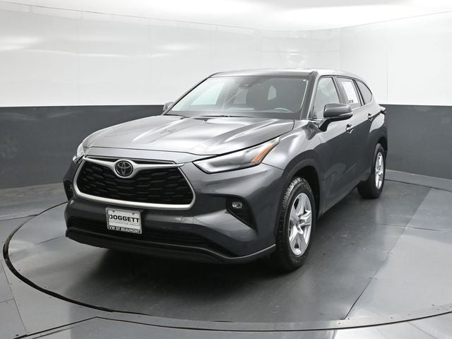 2025 Toyota Highlander LE