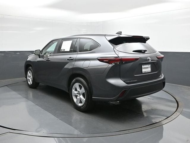 2025 Toyota Highlander LE