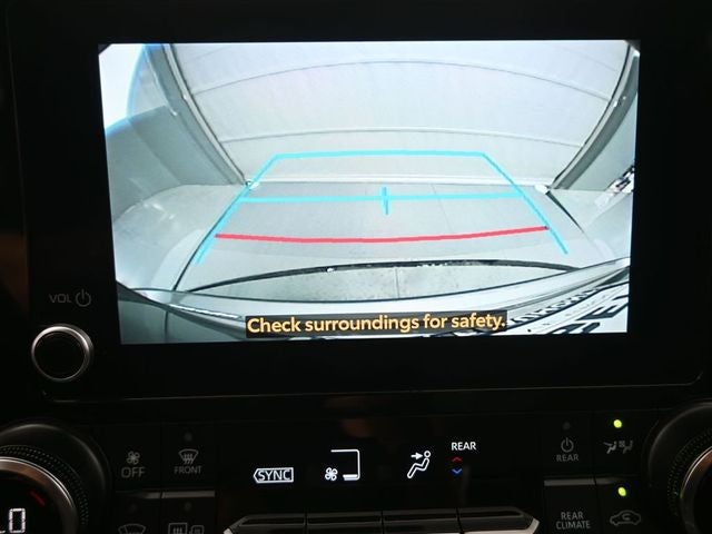 2025 Toyota Highlander LE