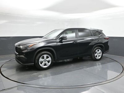 2025 Toyota Highlander LE