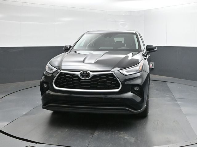 2025 Toyota Highlander LE