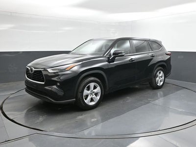 2025 Toyota Highlander LE