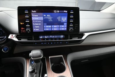 2024 Toyota Sienna XLE