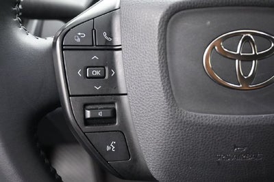 2025 Toyota Prius LE