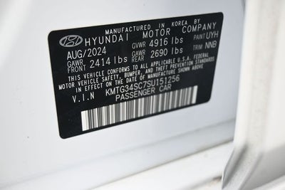 2025 Genesis G70 2.5T
