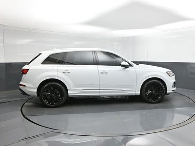 2023 Audi Q7 55 Premium quattro