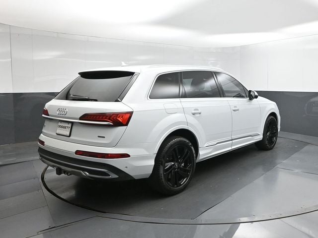 2023 Audi Q7 55 Premium quattro